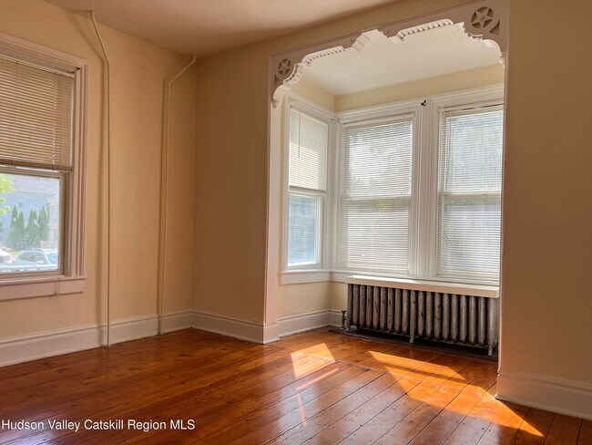 Building Photo - 9 N Franklin St