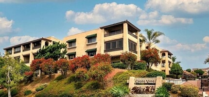 Building Photo - 2530 Clairemont Dr