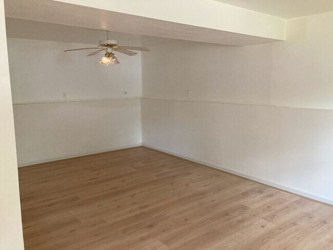 Building Photo - 4902 Cord Ct