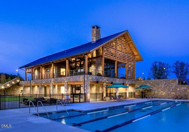 Building Photo - 2127 Big Falls Dr