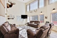 Building Photo - 1496 Pine Ridge Dr