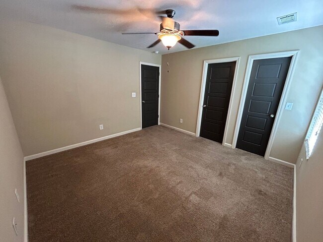 Building Photo - 227 Madison Heights