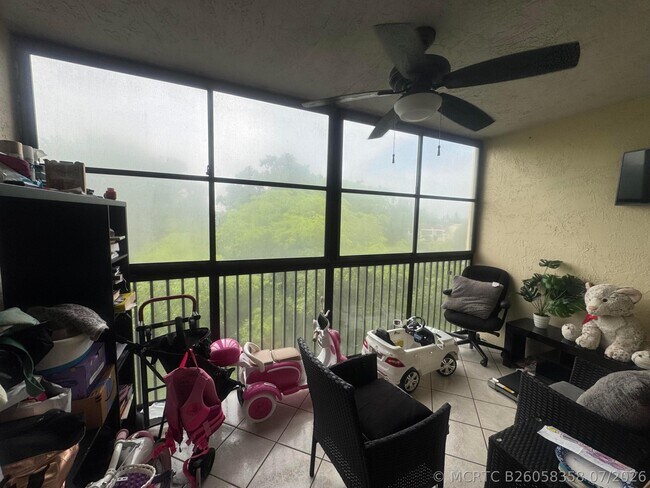 Building Photo - 6575 W Oakland Park Blvd