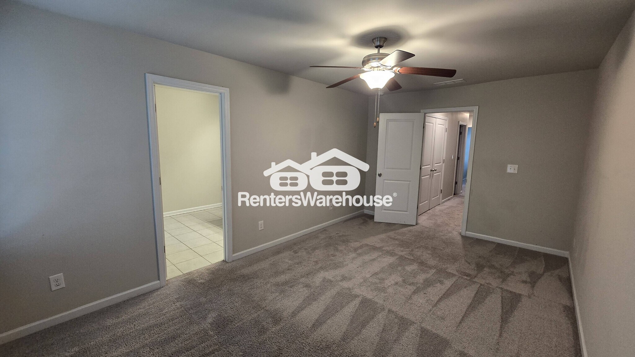 Building Photo - 7055 Mimosa Blf