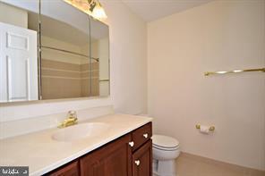 Building Photo - 519 Paoli Pointe Dr