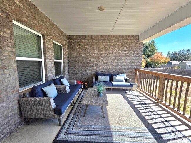 Building Photo - 8055 Silver Maple Dr