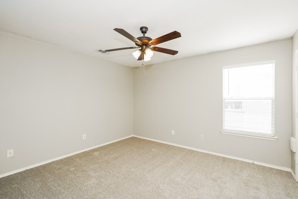 Building Photo - 5828 Ridge Lake Dr