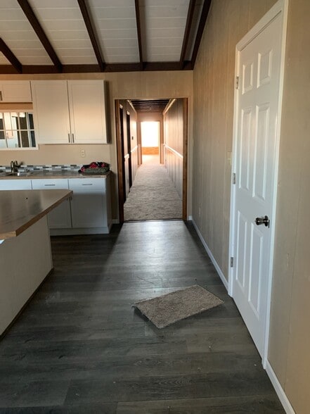 Kitchen - 103 W Main St