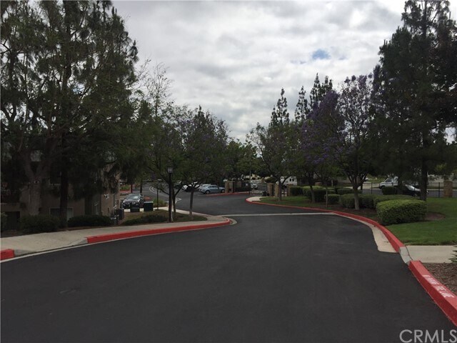 Building Photo - 2568 Avenida Del Vista