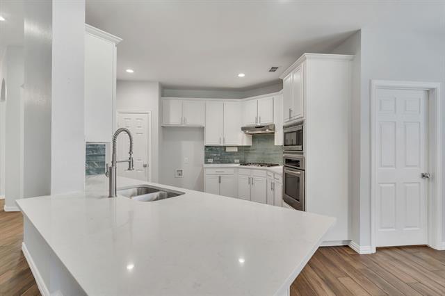 Building Photo - 1310 Blairwood Dr