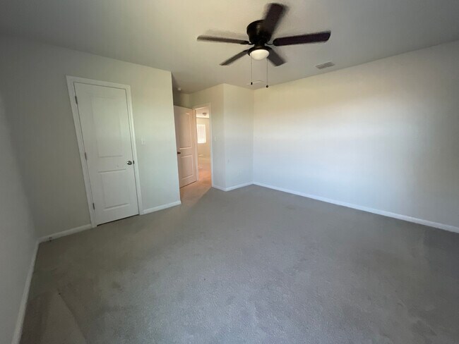 Building Photo - Room in Single Family Home on Spinnaker Loop