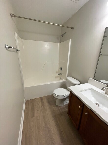 Building Photo - 3011 Michael Ln