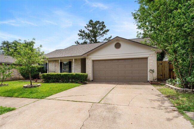 Building Photo - 8219 Winding Meadow Ct