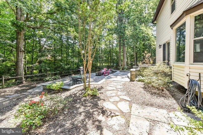 Building Photo - 12696 Kettering Dr