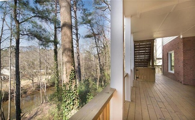 Building Photo - 4031 River Ridge Chase