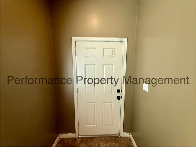 Building Photo - 7010 Olen Arnold Ave