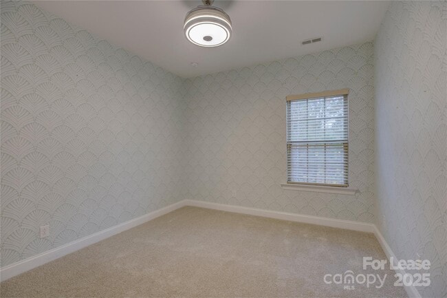 Building Photo - 10925 Preservation Park Dr