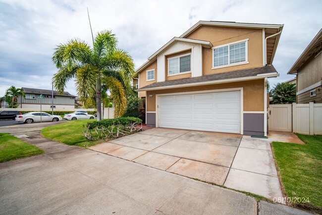 Primary Photo - 3 bed 2.5 bath home in Ewa Gen Prescott