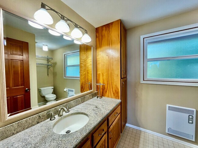 Building Photo - Spectacular Olympic Mountain and Hood Canal Views from Poulsbo Waterfront Home!