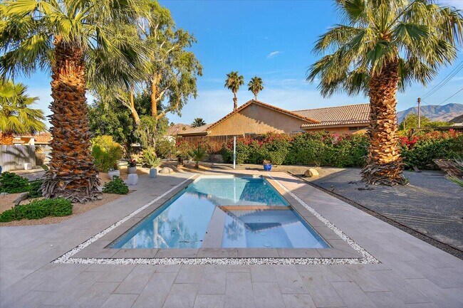 Building Photo - 51835 Avenida Madero