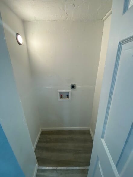 Laundry closet - 264 NW 10th St