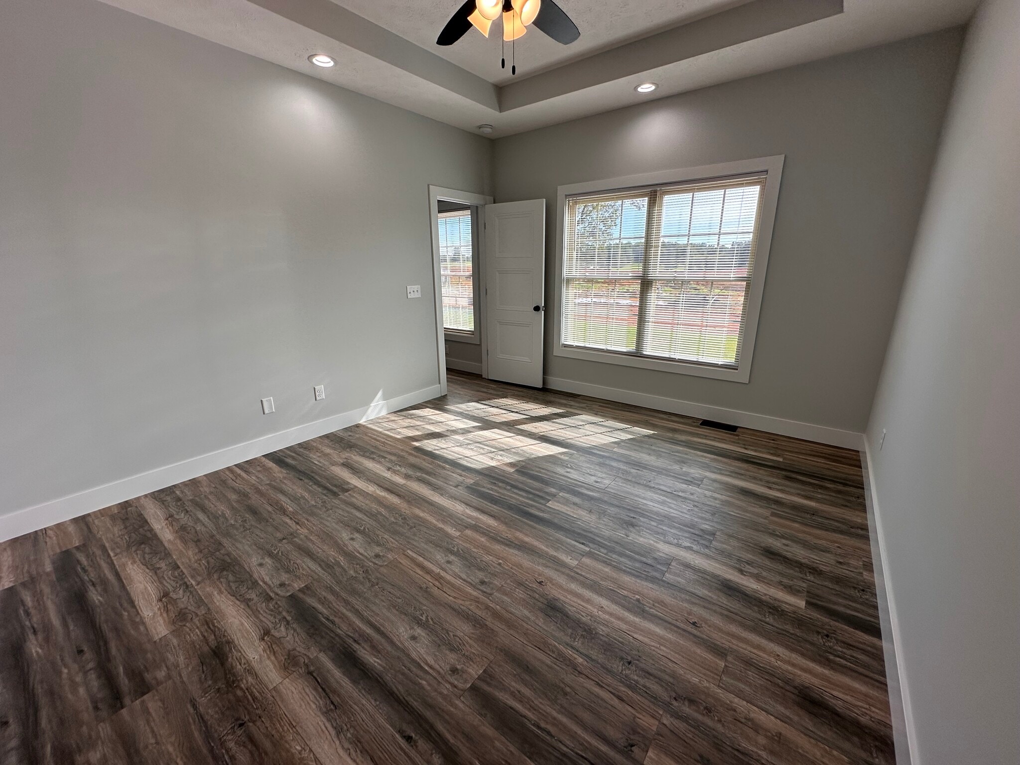 Building Photo - 824 Otter Creek Rd