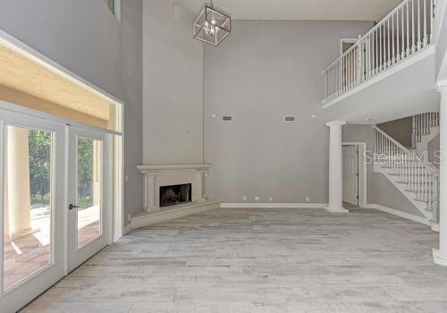 Building Photo - 1648 Bayshore Dr