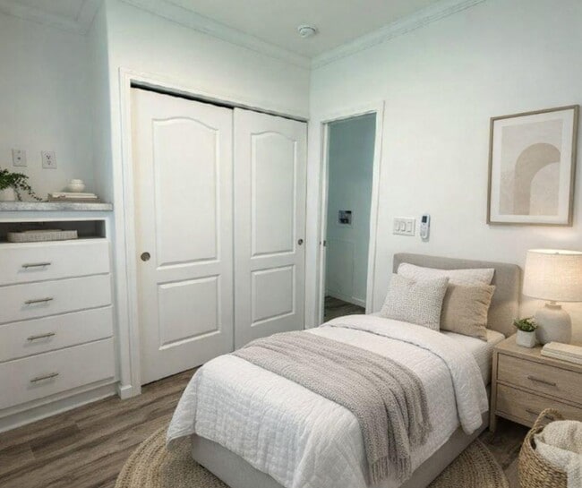 Building Photo - 7250 FL-44