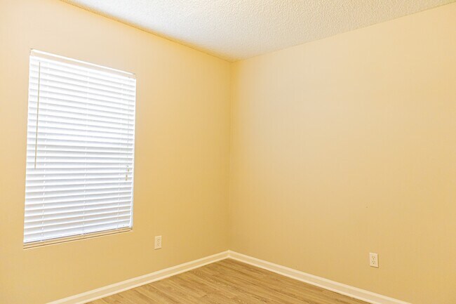 Building Photo - 8716 Springtree Road