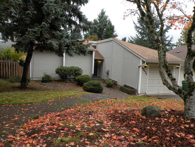 Primary Photo - 15177 SW Barcelona Way