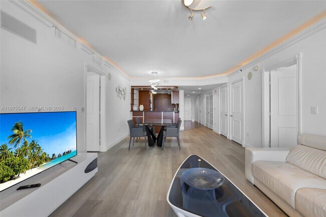 Building Photo - 1800 S Ocean Dr