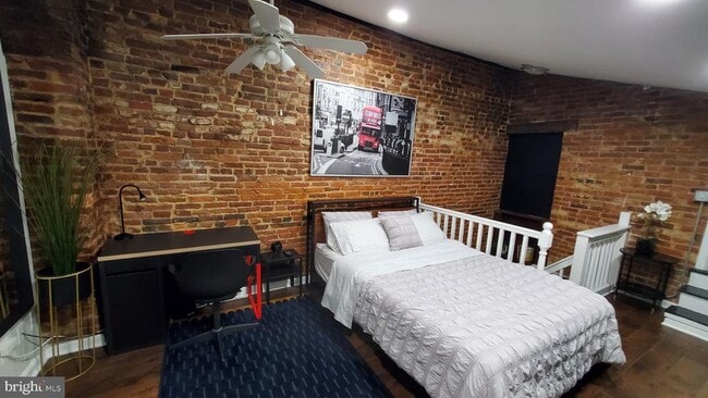 Building Photo - 244 S Exeter St