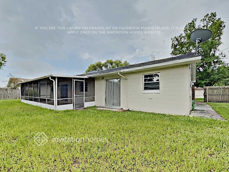 Building Photo - 417 Declaration Dr