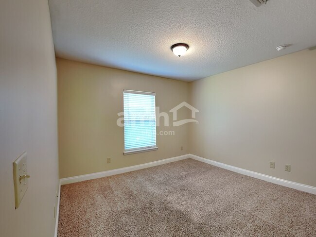 Building Photo - 4228 Eagles View Ln