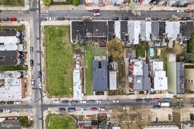 Building Photo - 3535 N 16th St