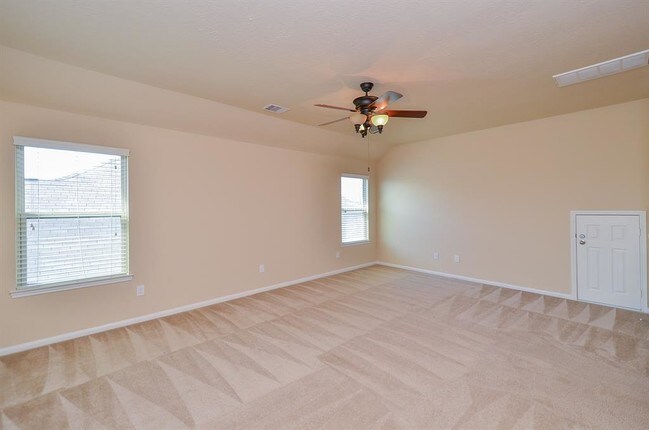 Building Photo - 21906 Cascade Hollow Ln