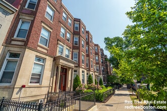 Building Photo - 51 Queensberry St