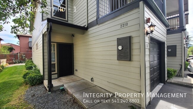 Building Photo - 2210 E Barnett Rd