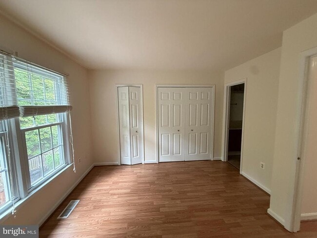 Building Photo - 15066 Maple Glen Ct