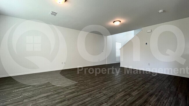 Building Photo - 812 Poppy Cv Ln