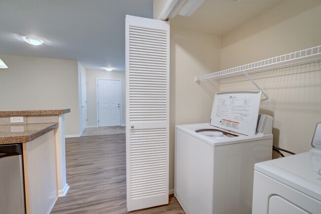 Building Photo - 11306 124th Ave NE