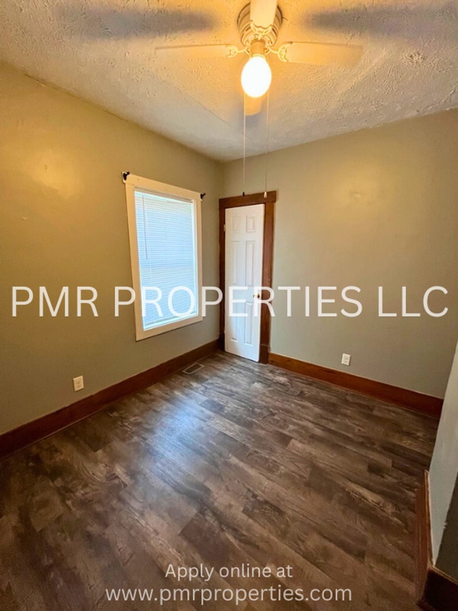 Building Photo - 2Bedroom / 1Bathroom House
