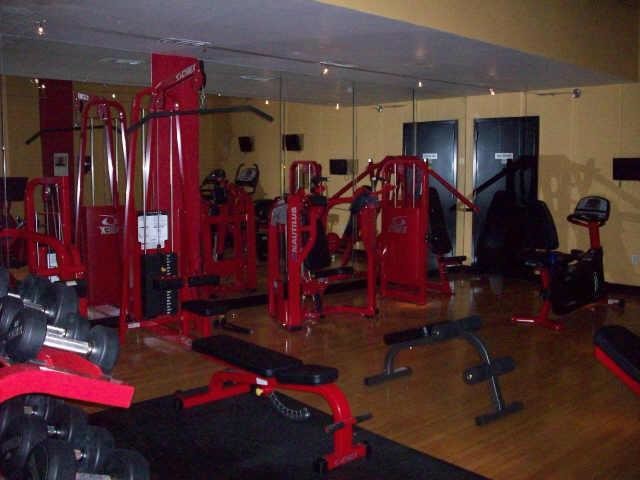 Building Photo - 705 Main St