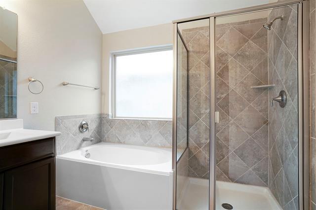 Building Photo - 16316 Stillhouse Hollow Ct