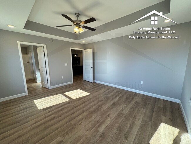 Building Photo - 2610 N Bluff St