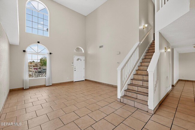 Building Photo - 14224 Desert Ash Dr