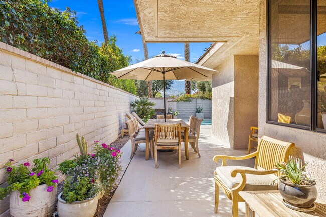 Building Photo - 76 Princeton Dr