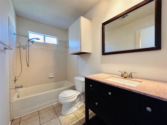 Building Photo - 5940 Kevin Kelly Pl