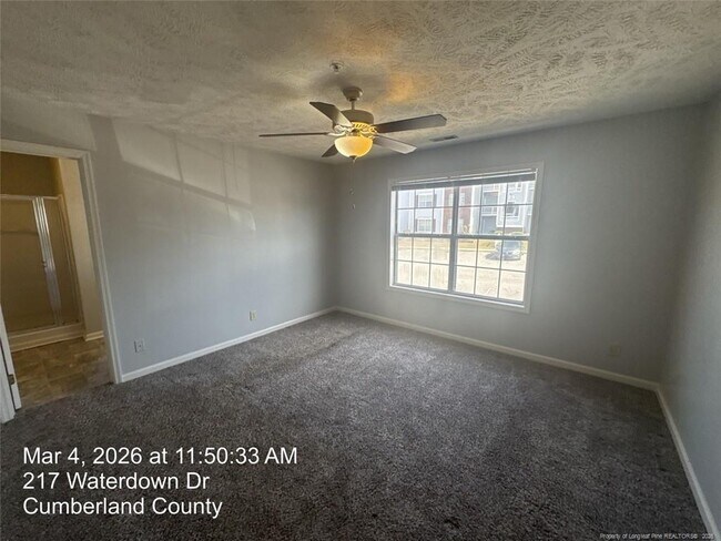 Building Photo - 217 Waterdown Dr