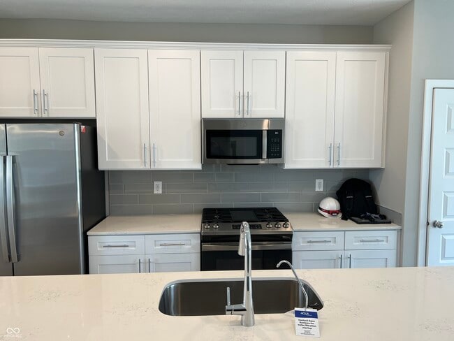 Building Photo - 6940 Equality Blvd